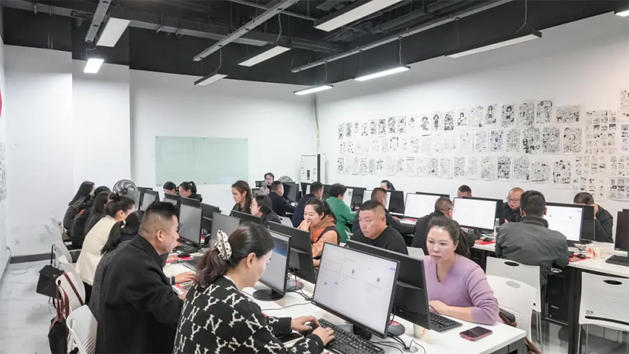 愛因森教育AI智能體實訓培訓現場 愛因森教育AI智能體實訓培訓現場