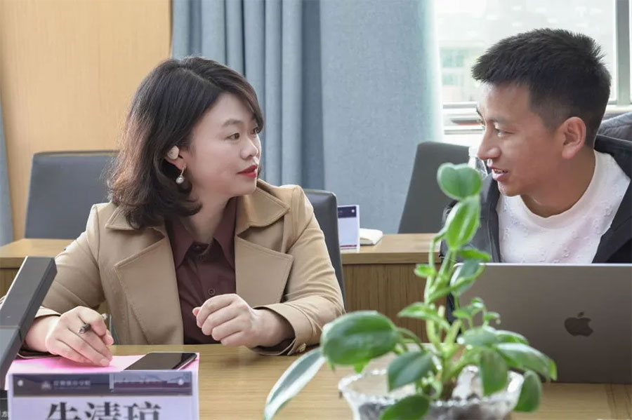 愛(ài)因森教育攜手昆明城市學(xué)院成立產(chǎn)學(xué)研合作基地 愛(ài)因森教育攜手昆明城市學(xué)院成立產(chǎn)學(xué)研合作基地