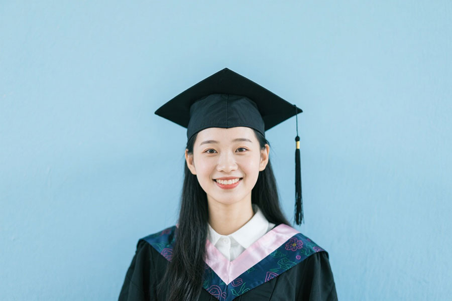 �y�б����cȫ���Ʊ��Ƶą^�e